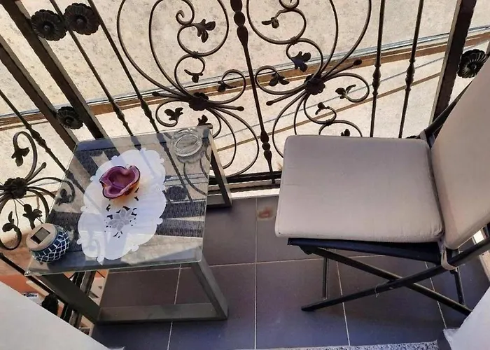 דירה With Wifi Losinj, Losinj - 21010