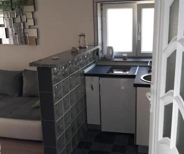 דירה With Wifi Losinj, Losinj - 21010